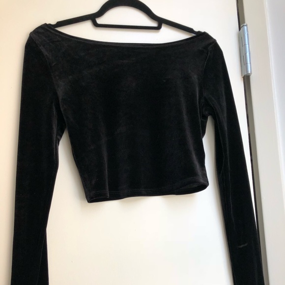 black velvet long sleeve